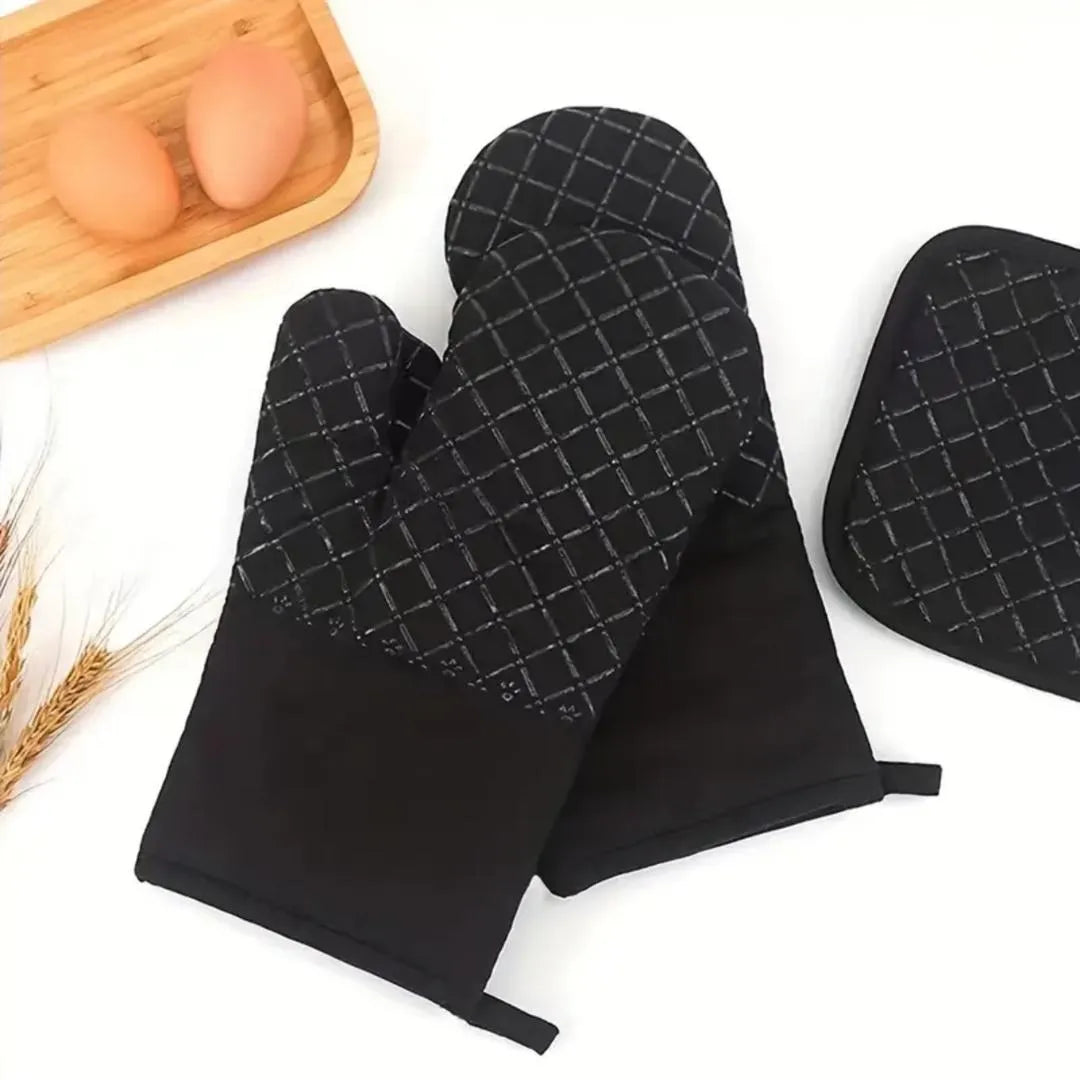 Cooking Gloves Heat Proof Black Diamond Pattern 2 Piece Set